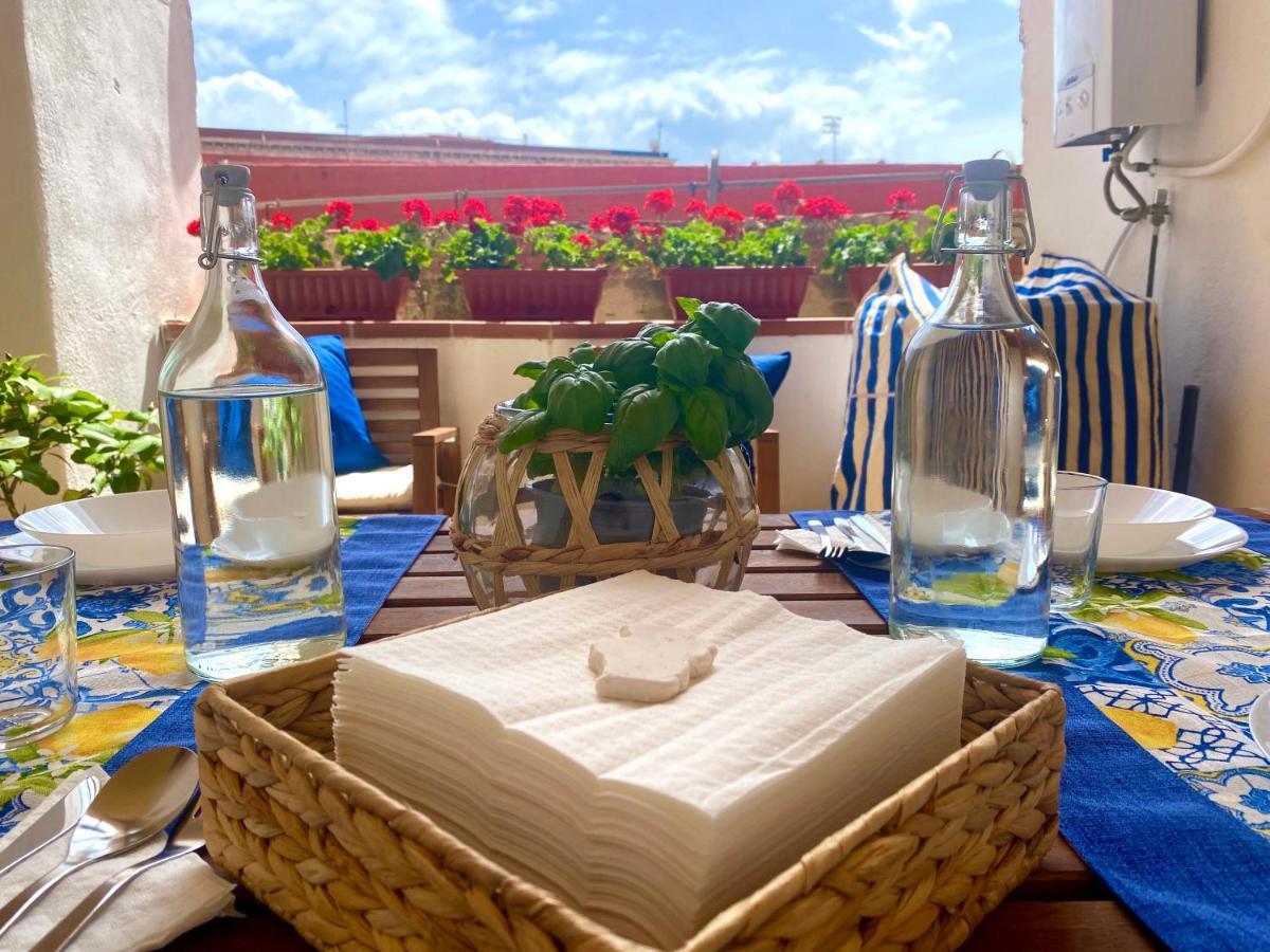 Apartament Casa Con Terrazzo In Centro Neapol Zewnętrze zdjęcie