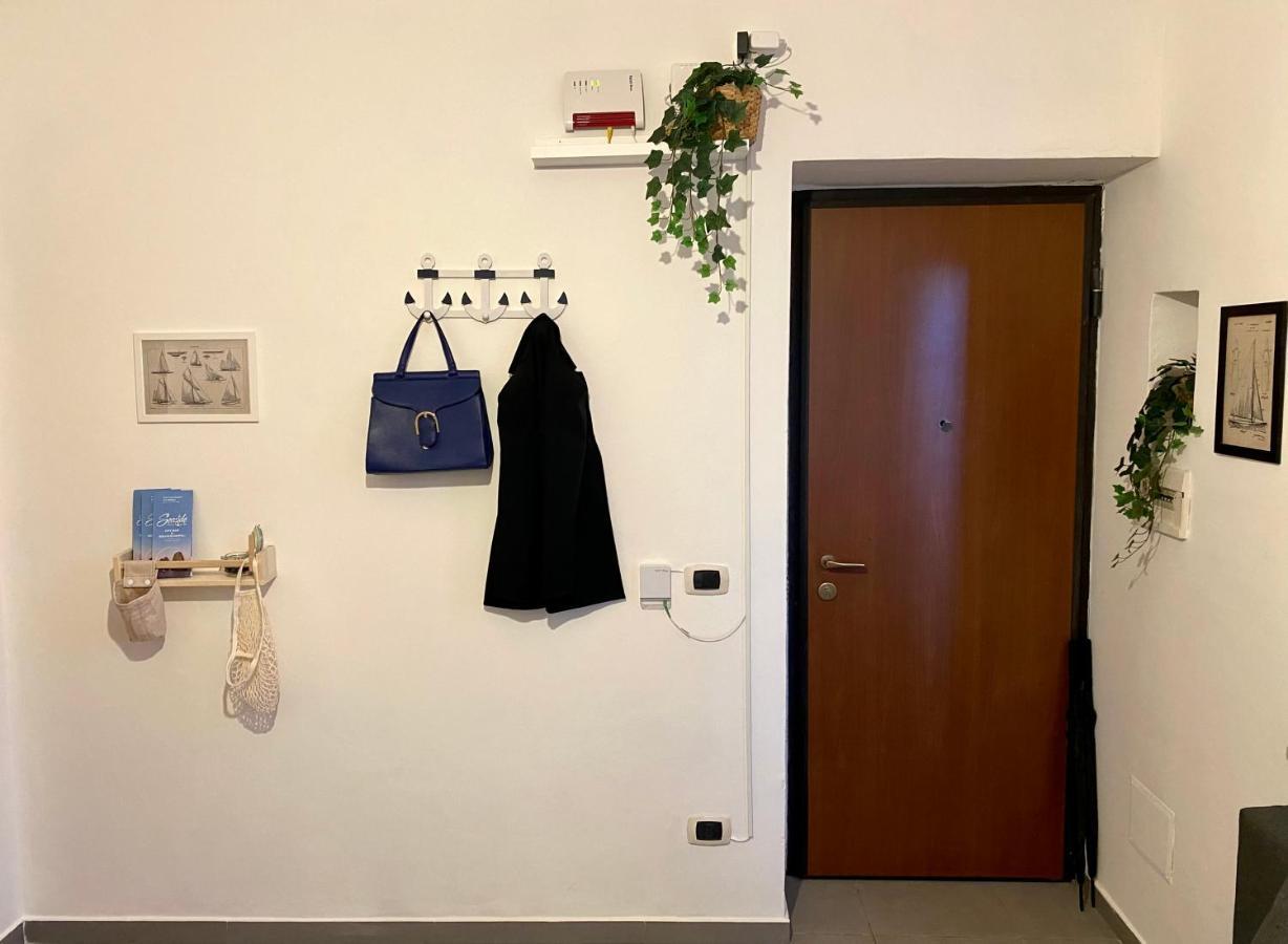 Apartament Casa Con Terrazzo In Centro Neapol Zewnętrze zdjęcie